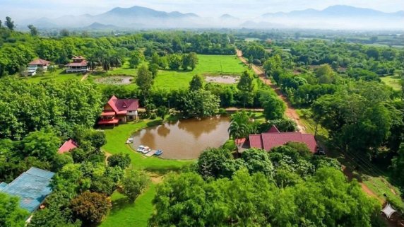 🌿 Private Holiday Home with Fishing Pond & Mountain Views for Sale in Phetchabun 🏡 🎣 ⛰️ 🇹🇭