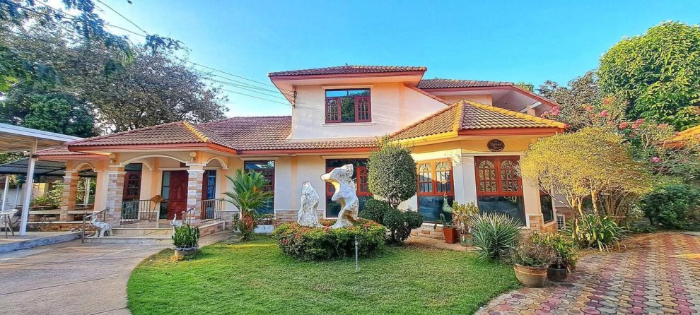 🌿✨ Beautiful Corner Garden Home for Sale in Korat City ✨🌿