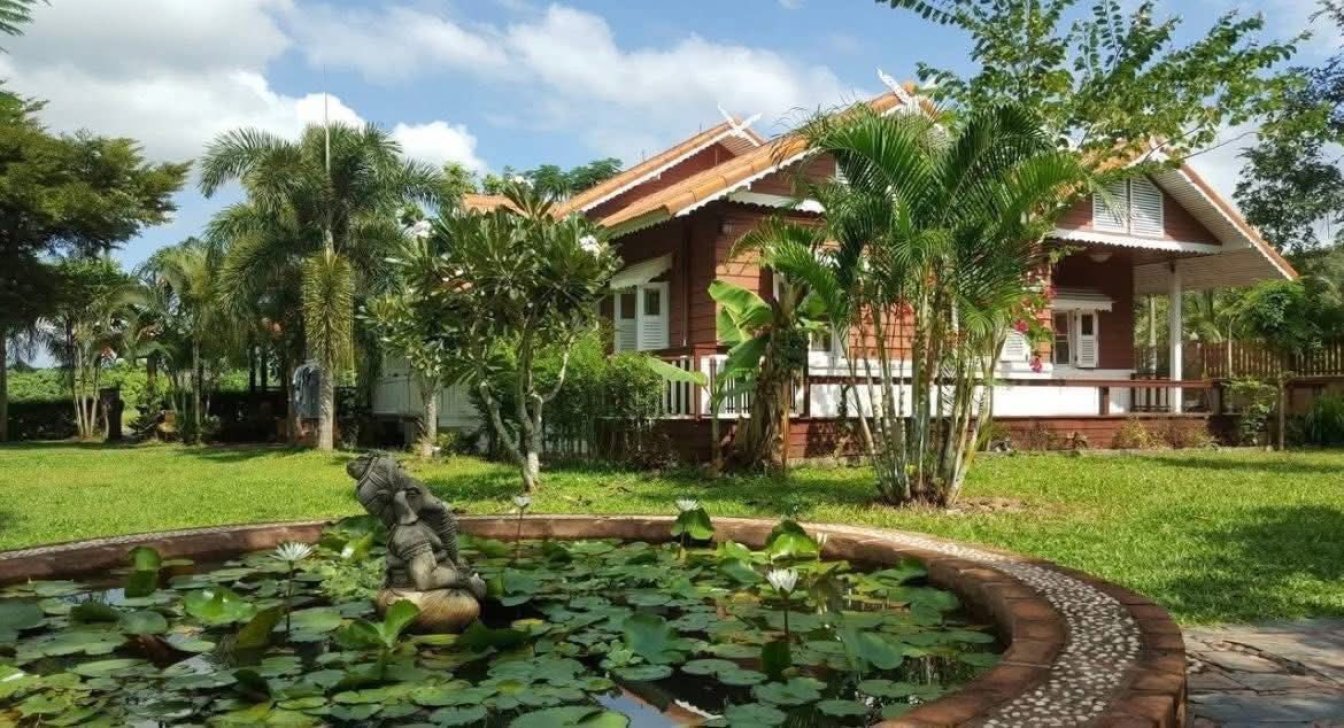 Beautiful Lanna-Style Teak Home