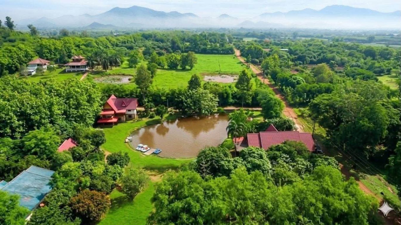 🌿 Private Holiday Home with Fishing Pond & Mountain Views for Sale in Phetchabun 🏡 🎣 ⛰️ 🇹🇭